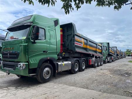 BÀN GIAO THÀNH CÔNG 05 CẶP ĐẦU KÉO SITRAK 440 KẾT HỢP MOOC BEN YUNLI – KHẲNG ĐỊNH NIỀM TIN KHÁCH HÀNG