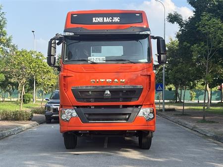 Xe đầu kéo Sitrak 440 cầu láp