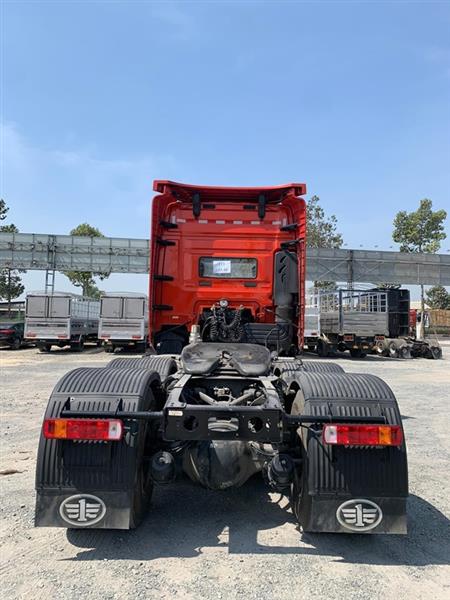 Xe đầu kéo Faw 4450hp