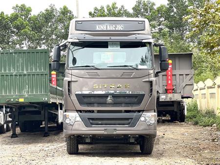 Xe đầu kéo Sitrak 440 cầu láp