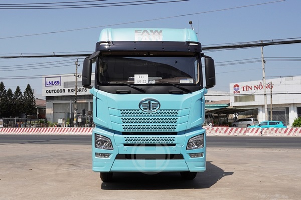 Xe đầu kéo Faw