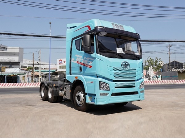 Xe đầu kéo Faw